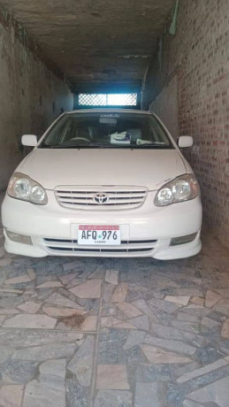 toyota-corolla-2004-big-0