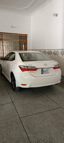 toyota-corolla-altis-x-16-2021-model-big-3