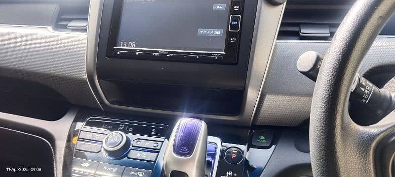 honda-freed-g-hybrid-2018-big-6