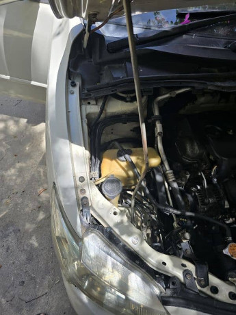 toyota-corolla-xli-2009-big-13