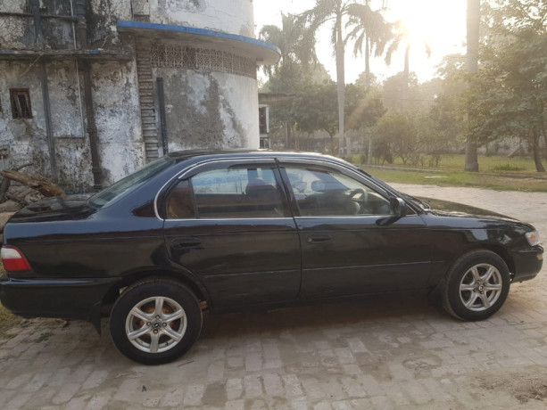 indus-corolla-gli-16-big-2