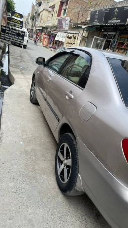 toyota-carolla-gli-2006-big-2