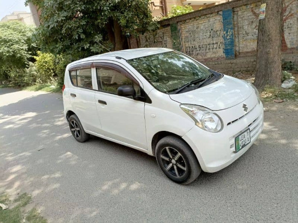 suzuki-alto-2014-big-8