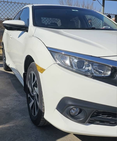 honda-civic-oriel-2018-big-0