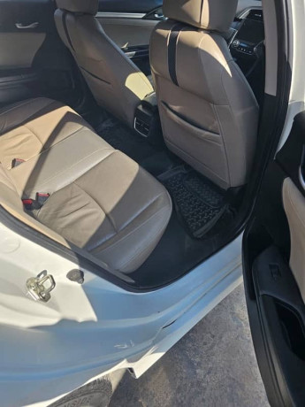 honda-civic-oriel-2018-big-7