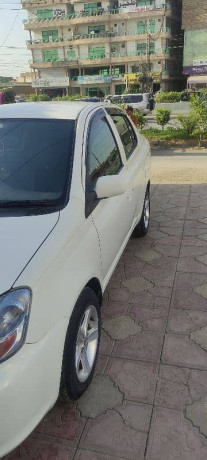 toyota-platz-2004-big-14