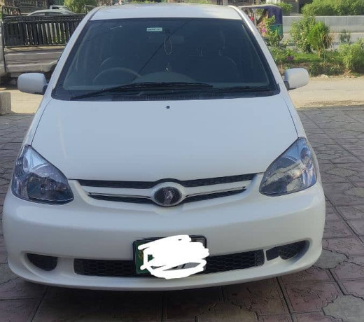 toyota-platz-2004-big-15