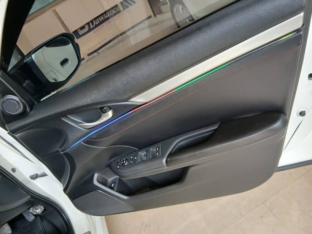 honda-civic-oriel-2021-big-14