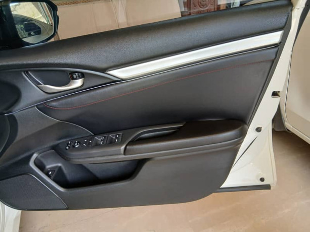 honda-civic-oriel-2021-big-6