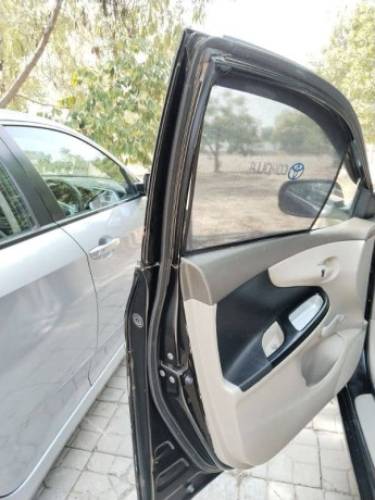 toyota-corolla-xli-2011-urgent-for-sale-big-16