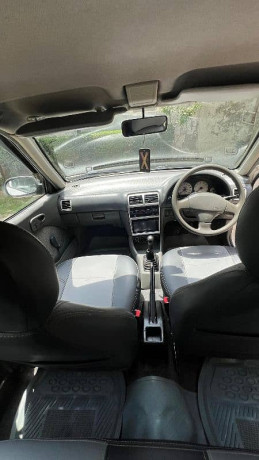 suzuki-cultus-vxr-2013-big-10