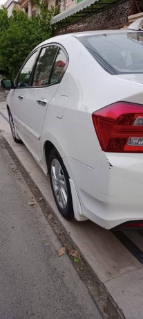 honda-city-15-i-vtec-prosmatec-2021-big-0