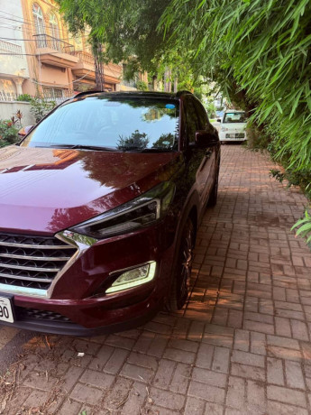 tucson-awd-2021-b-to-b-genuine-big-1