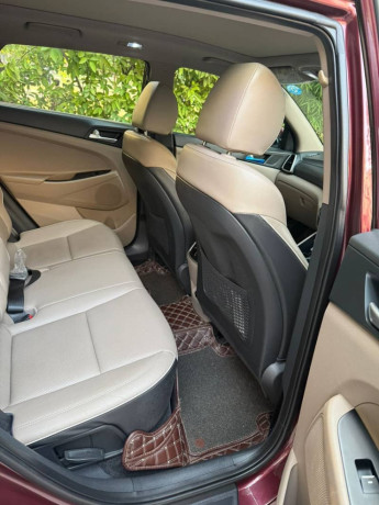 tucson-awd-2021-b-to-b-genuine-big-7