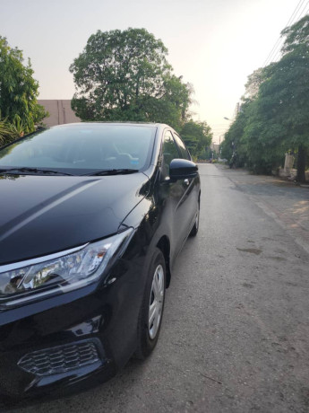 honda-city-ivtec-2022-big-1
