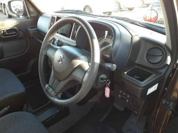 suzuki-alto-2022-new-shape-big-11