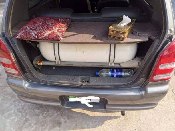 suzuki-alto-2011-big-2
