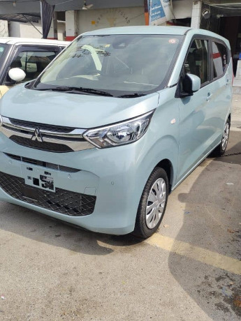 mitsubishi-ek-wagon-2022-big-2