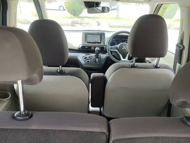 mitsubishi-ek-wagon-2022-big-7