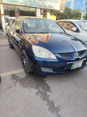 mitsubishi-lancer-2005-big-2