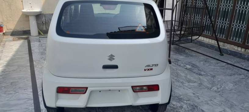 suzuki-alto-2024-punjab-reg-driven-only-3000km-big-7