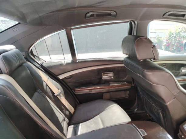 bmw-20022006-big-17