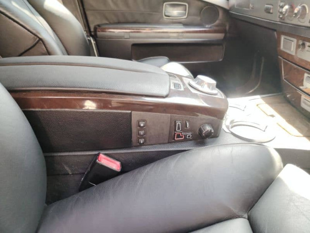 bmw-20022006-big-4