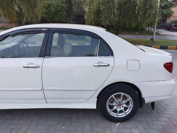 toyota-corolla-20-d-2004-big-12