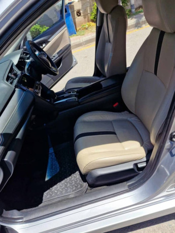 honda-civic-18-i-vtec-cvt-2017-big-6