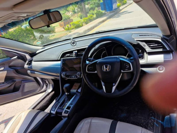 honda-civic-18-i-vtec-cvt-2017-big-13