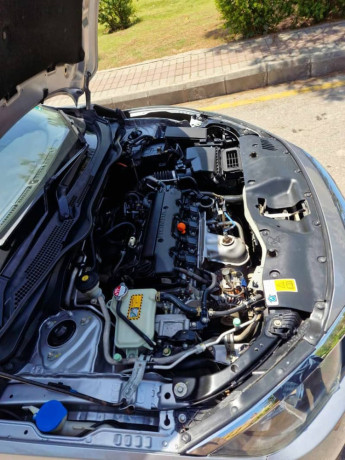 honda-civic-18-i-vtec-cvt-2017-big-11