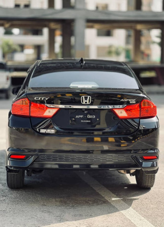 honda-city-aspire-2023-big-6