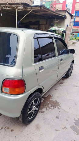 daihatsu-cuore-2009-big-3