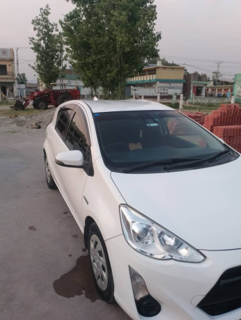 toyota-aqua-20162020-big-1