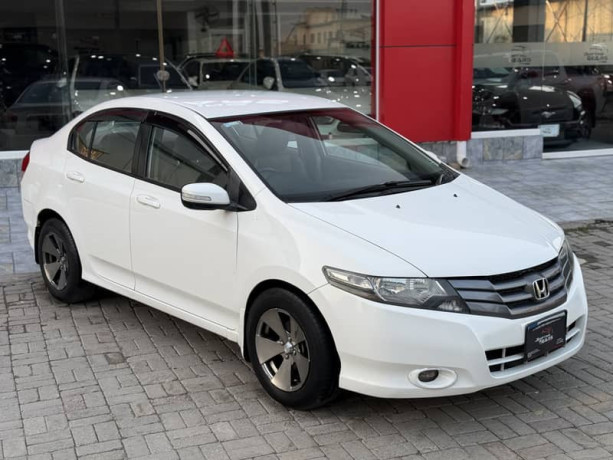 honda-city-2013-15-aspire-manual-big-7