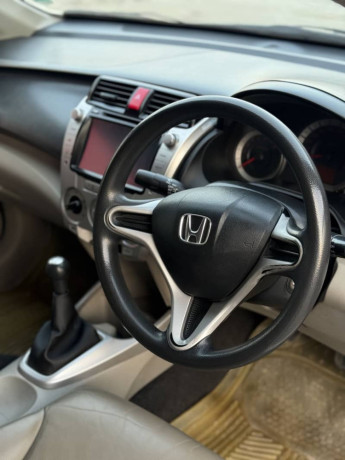 honda-city-2013-15-aspire-manual-big-9