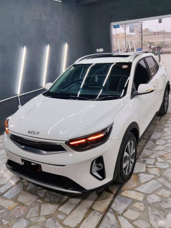 kia-stonic-2024-big-18