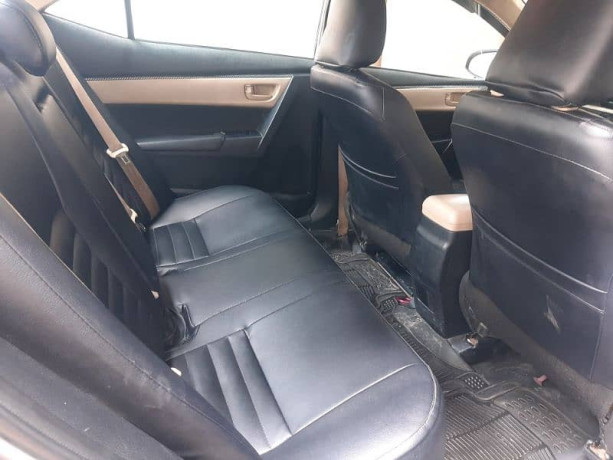 toyota-corolla-gli-2014-big-5