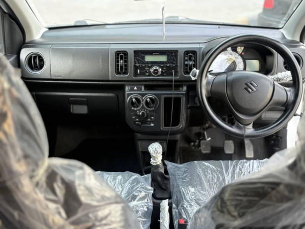 suzuki-alto-vxr-2024-big-9