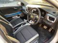 kia-stonic-2024-small-9