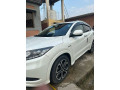 honda-vezel-2016-small-2