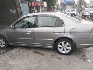honda-civic-2005