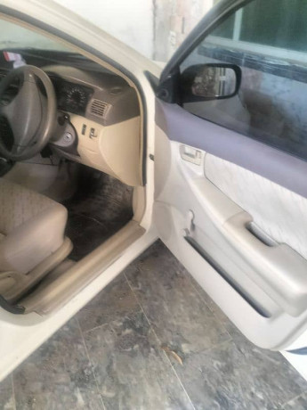 toyota-corolla-xli-2006-big-3