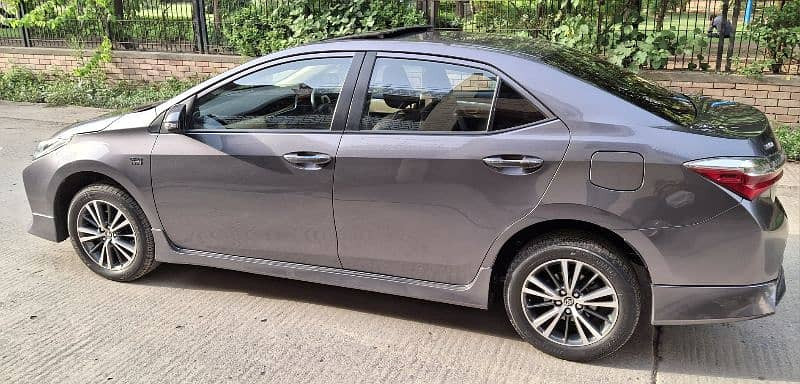 toyota-altis-16-2022-special-edition-brand-new-car-big-4
