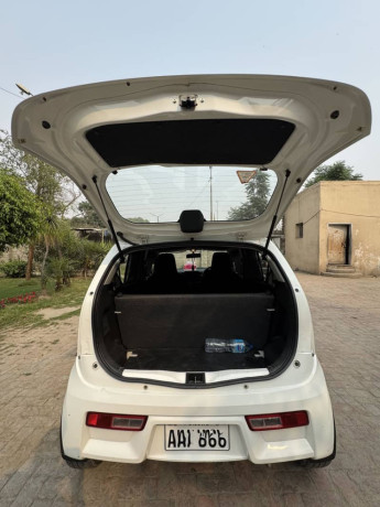 suzuki-alto-vxr-2022-model-big-6