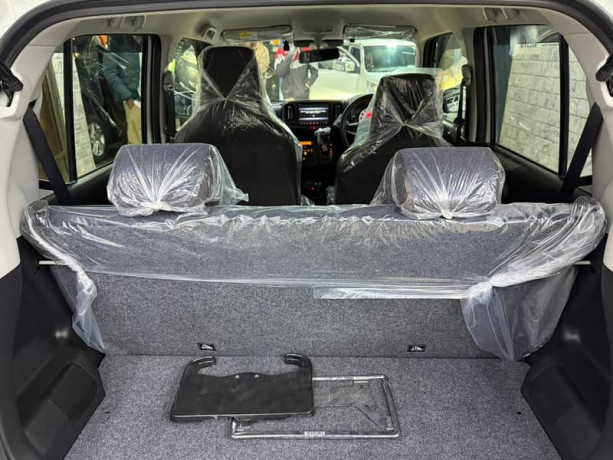 suzuki-alto-2022-big-11