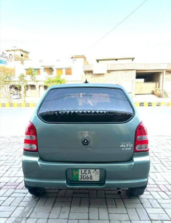 suzuki-alto-2012-big-0