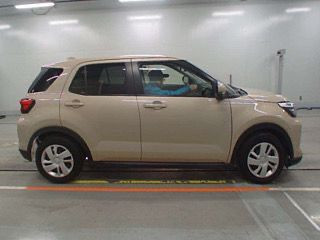 toyota-raize-xs-2021-big-3