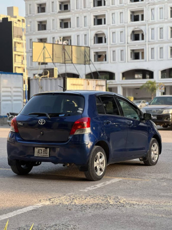 toyota-vitz-2008-big-0