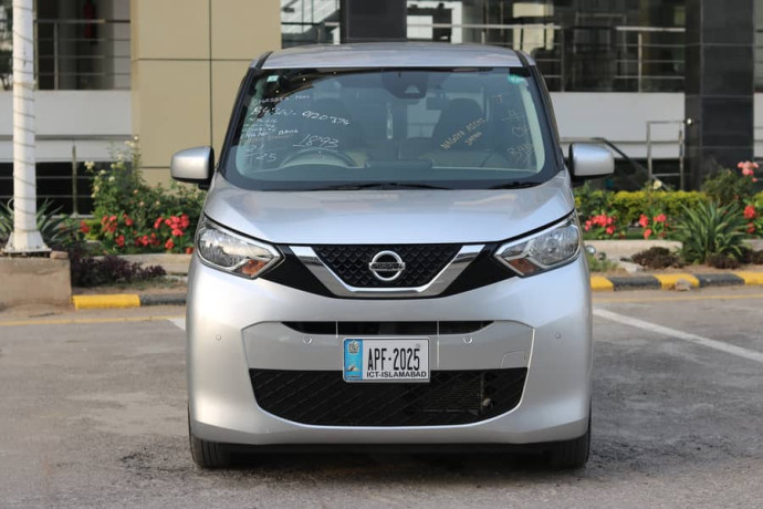 nissan-dayz-2021-big-0